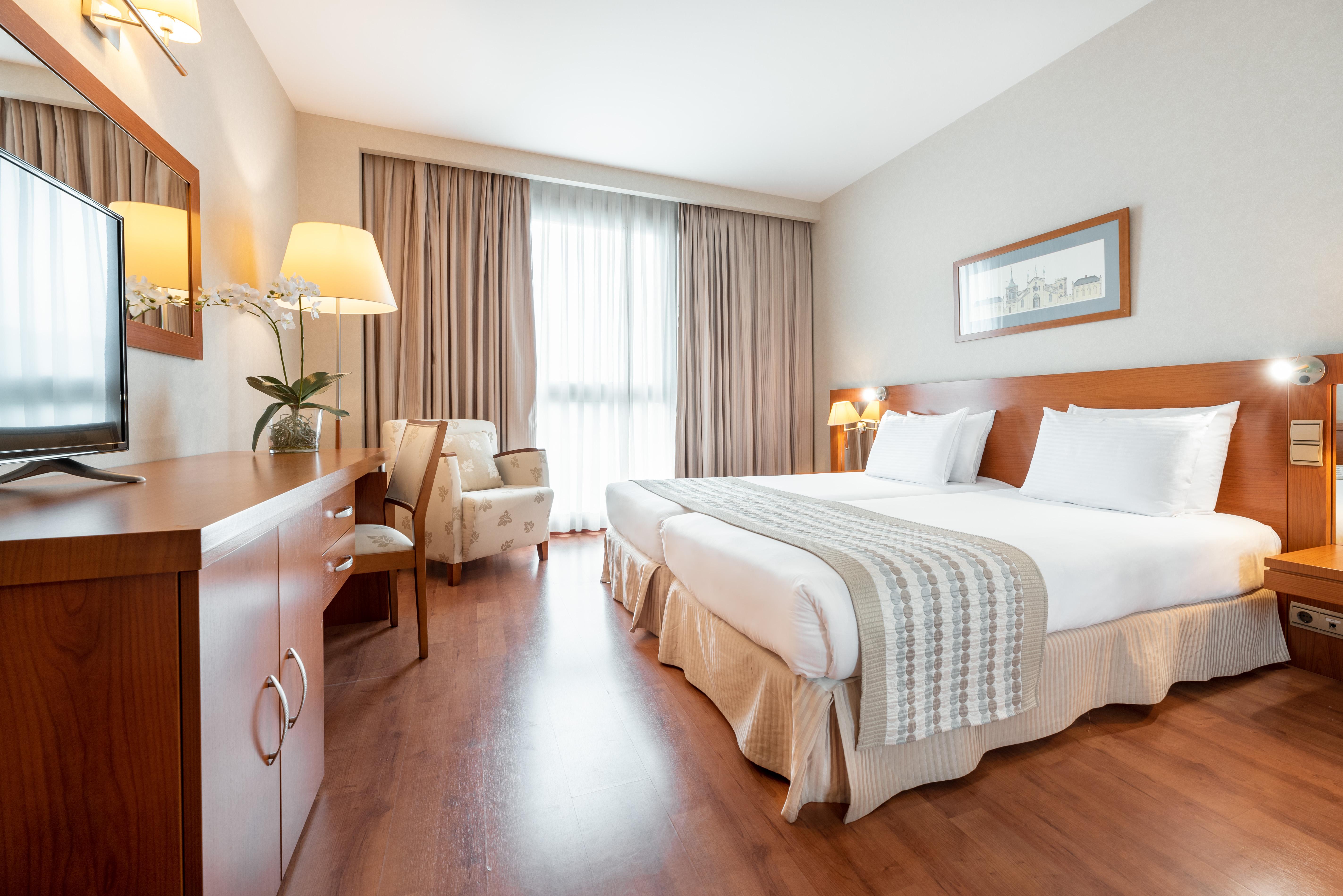 Hotel Eurostars San Lazaro 4*
